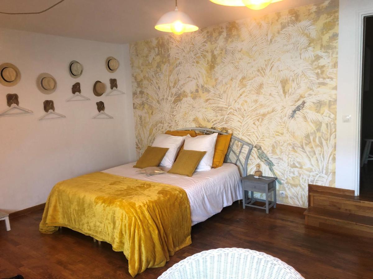 Grande Chambre Familiale Jaune Tout Bonnement Bien Putot-en-Auge 외부 사진