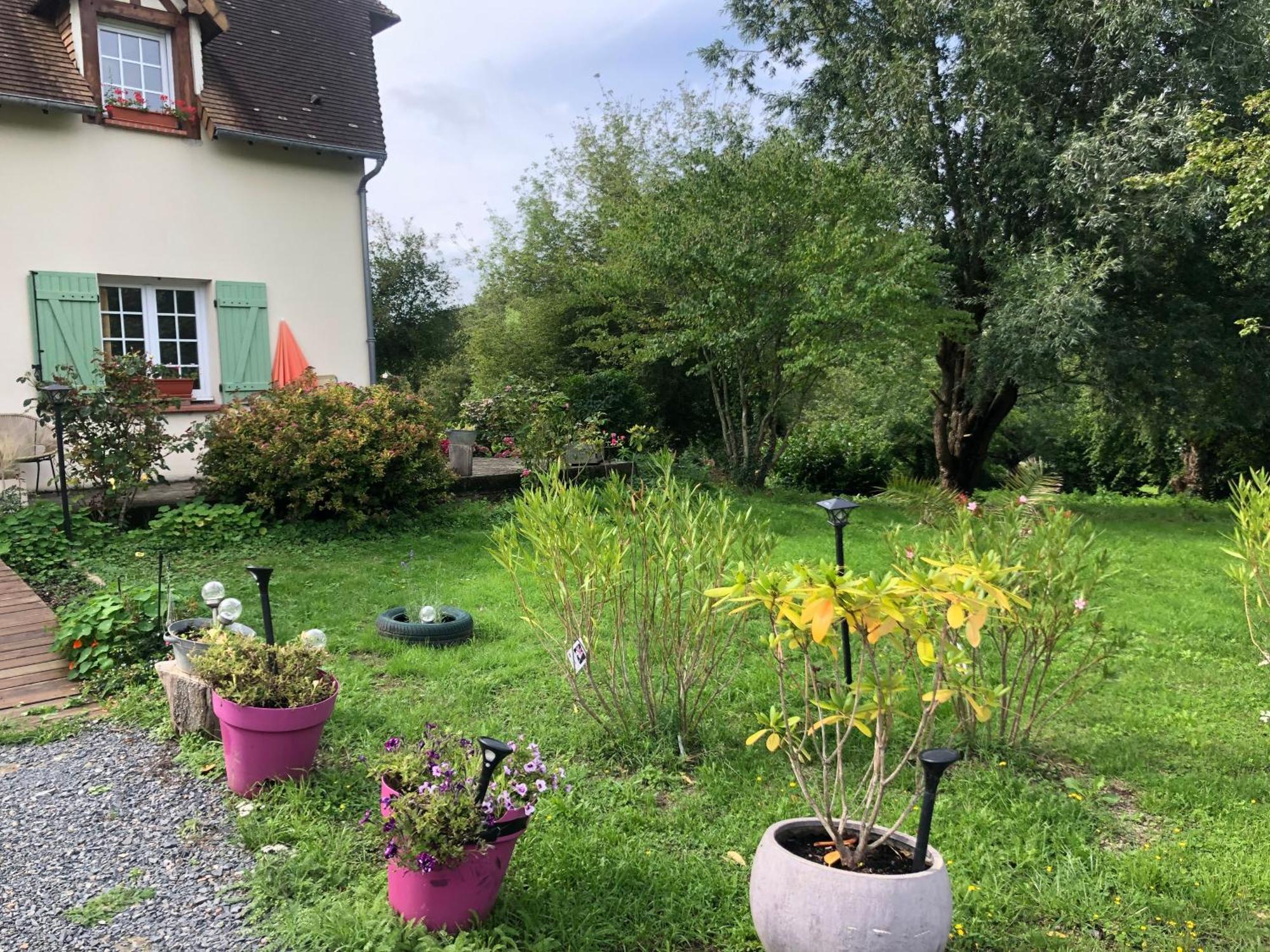 Grande Chambre Familiale Jaune Tout Bonnement Bien Putot-en-Auge 외부 사진